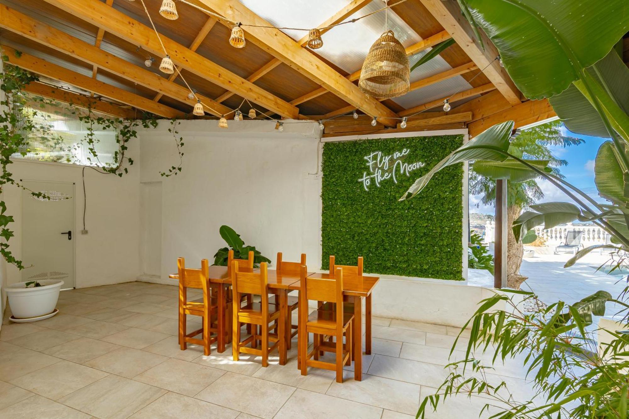 Lunatika House فيغا دي سان ماتيو المظهر الخارجي الصورة